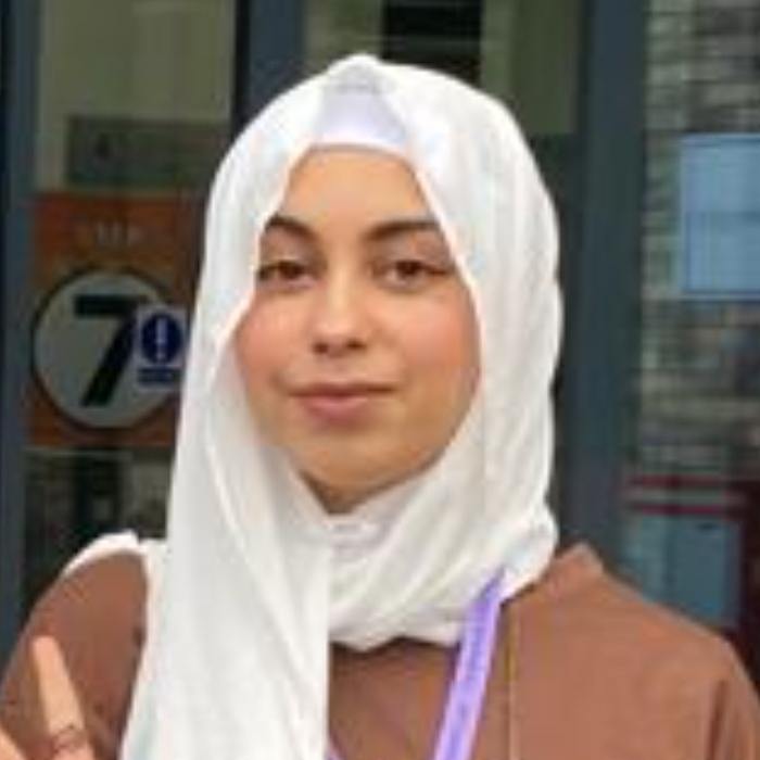 Sarah Fayes Fares GCSE